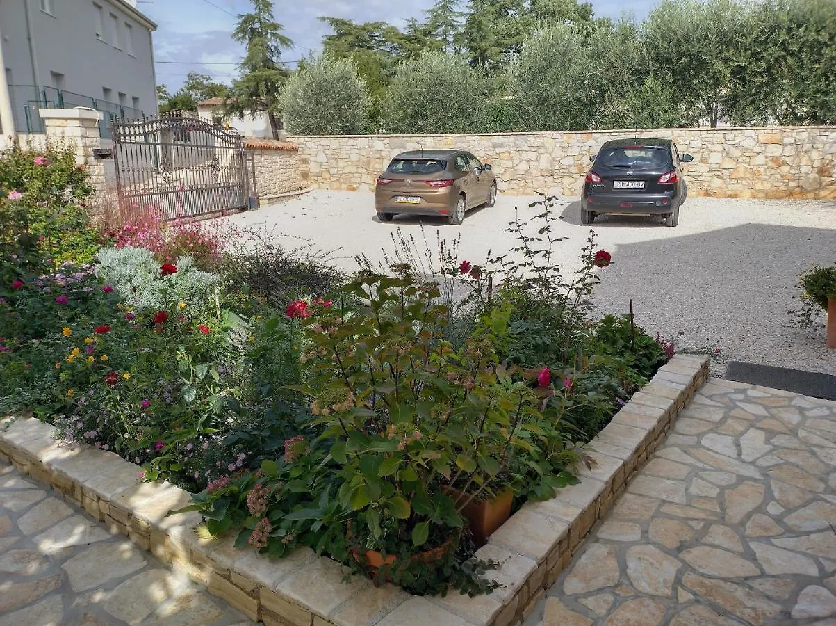 Apartment Apartmani Bernarda Porec Croatia